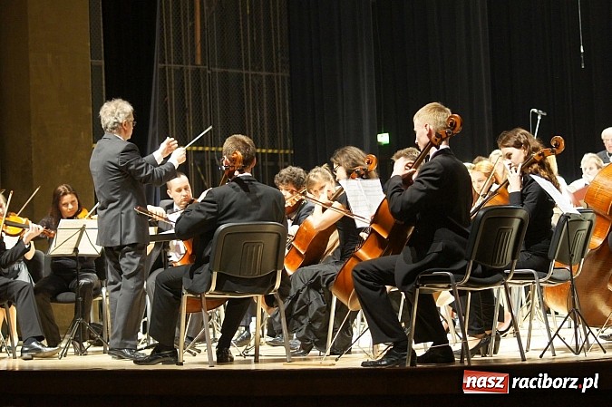 Zdjęcie w galerii na portalu naszraciborz.pl: Od Bacha do Gwiezdnych Wojen w RCK wiadomości z regionu