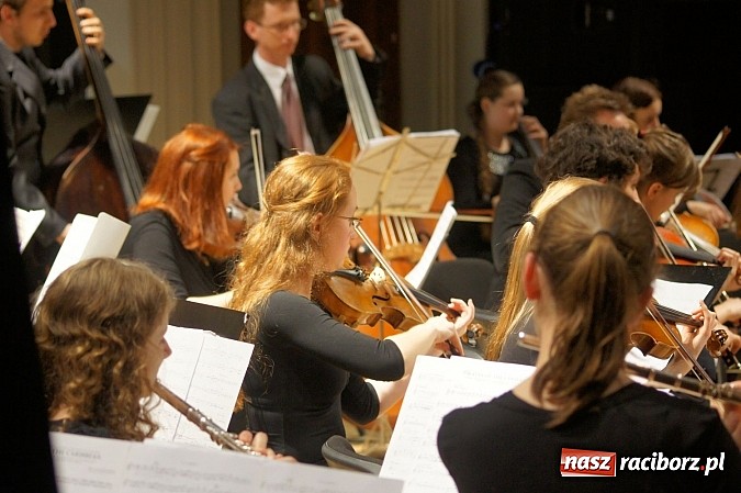 Zdjęcie w galerii na portalu naszraciborz.pl: Od Bacha do Gwiezdnych Wojen w RCK wiadomości z regionu