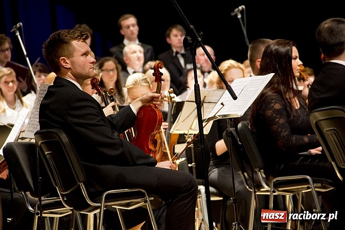 Zdjęcie w galerii na portalu naszraciborz.pl: Od Bacha do Gwiezdnych Wojen w RCK wiadomości z regionu