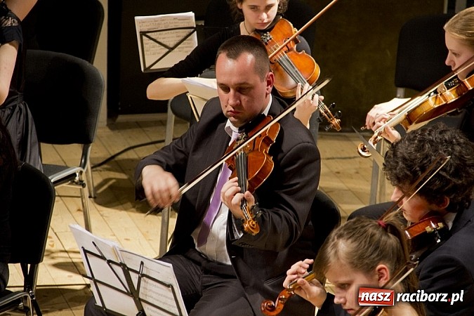 Zdjęcie w galerii na portalu naszraciborz.pl: Od Bacha do Gwiezdnych Wojen w RCK wiadomości z regionu