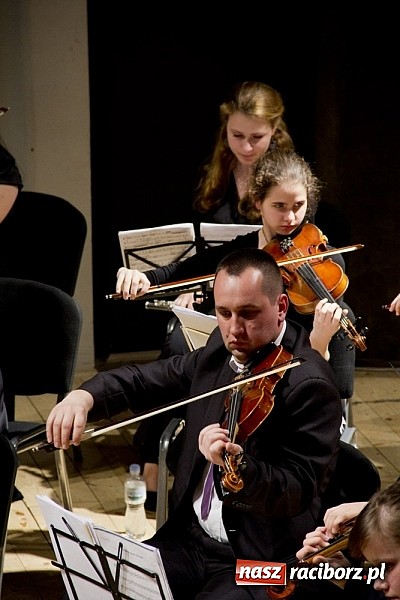 Zdjęcie w galerii na portalu naszraciborz.pl: Od Bacha do Gwiezdnych Wojen w RCK wiadomości z regionu