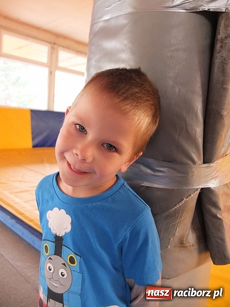 Zdjęcie w galerii na portalu naszraciborz.pl: Dzieci z Krzanowic trenowały w Łamatorze wiadomości z regionu