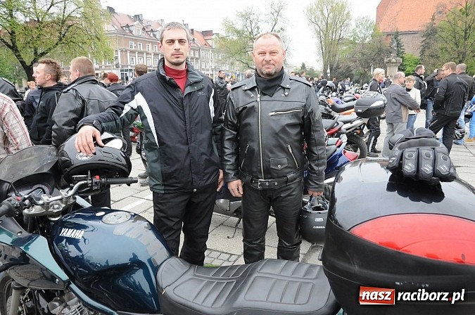 Zdjęcie w galerii na portalu naszraciborz.pl: Sezon 2013 otwarty, czyli doroczna raciborska parada motocyklistów wiadomości z regionu