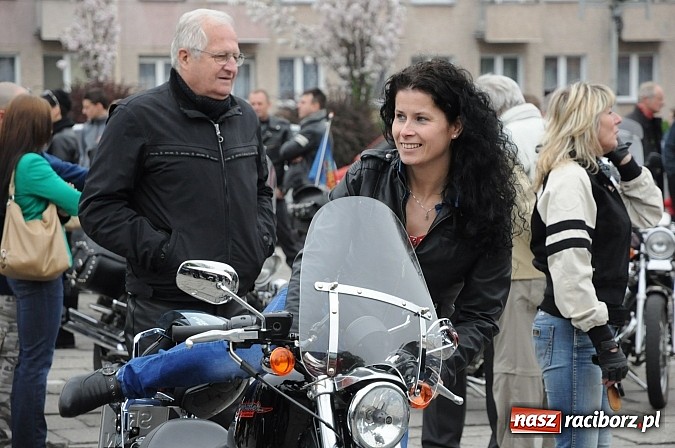 Zdjęcie w galerii na portalu naszraciborz.pl: Sezon 2013 otwarty, czyli doroczna raciborska parada motocyklistów wiadomości z regionu