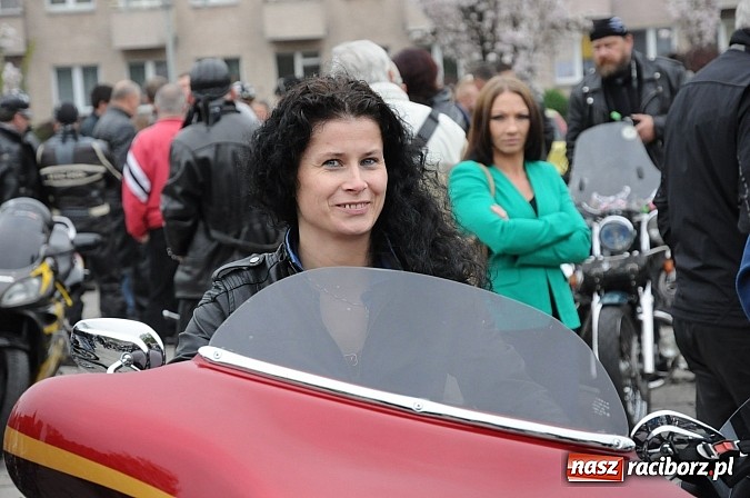 Zdjęcie w galerii na portalu naszraciborz.pl: Sezon 2013 otwarty, czyli doroczna raciborska parada motocyklistów wiadomości z regionu