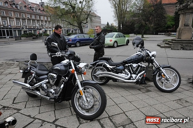 Zdjęcie w galerii na portalu naszraciborz.pl: Sezon 2013 otwarty, czyli doroczna raciborska parada motocyklistów wiadomości z regionu