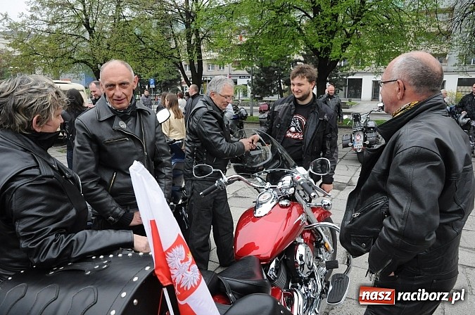 Zdjęcie w galerii na portalu naszraciborz.pl: Sezon 2013 otwarty, czyli doroczna raciborska parada motocyklistów wiadomości z regionu