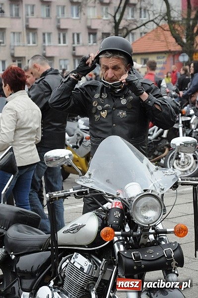 Zdjęcie w galerii na portalu naszraciborz.pl: Sezon 2013 otwarty, czyli doroczna raciborska parada motocyklistów wiadomości z regionu