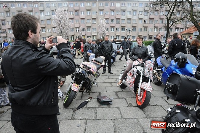 Zdjęcie w galerii na portalu naszraciborz.pl: Sezon 2013 otwarty, czyli doroczna raciborska parada motocyklistów wiadomości z regionu
