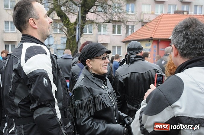 Zdjęcie w galerii na portalu naszraciborz.pl: Sezon 2013 otwarty, czyli doroczna raciborska parada motocyklistów wiadomości z regionu