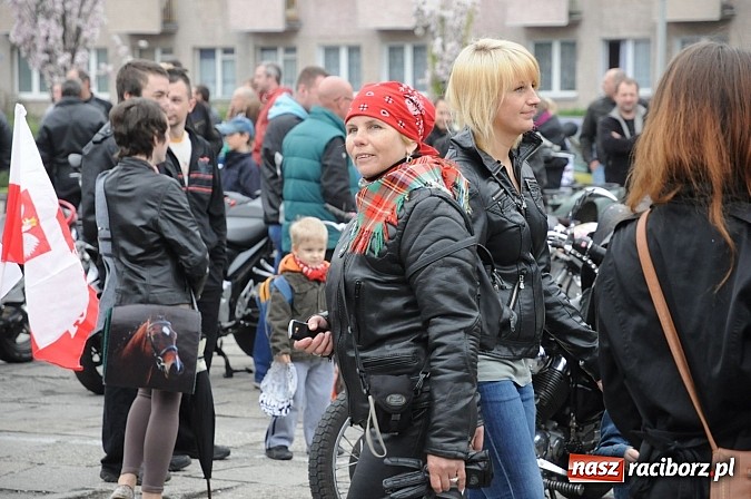 Zdjęcie w galerii na portalu naszraciborz.pl: Sezon 2013 otwarty, czyli doroczna raciborska parada motocyklistów wiadomości z regionu