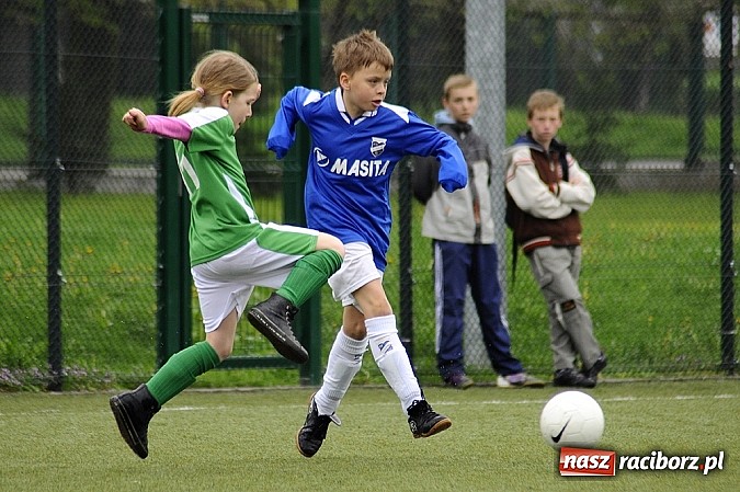 Zdjęcie w galerii na portalu naszraciborz.pl: Unia wygrała w ostatniej minucie wiadomości z regionu