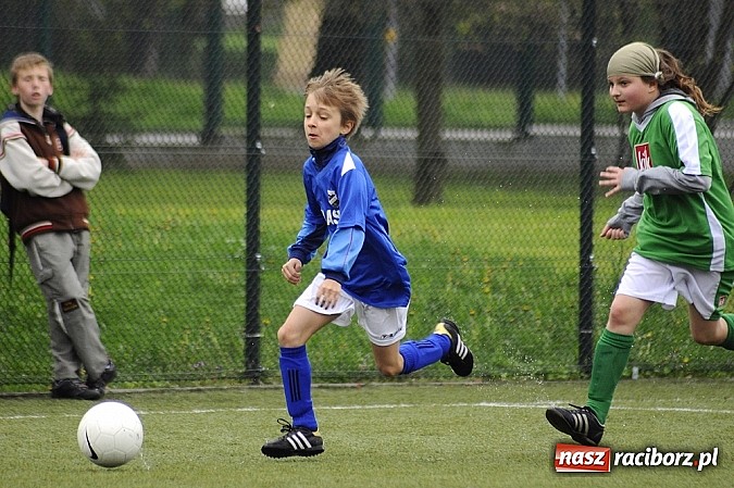 Zdjęcie w galerii na portalu naszraciborz.pl: Unia wygrała w ostatniej minucie wiadomości z regionu