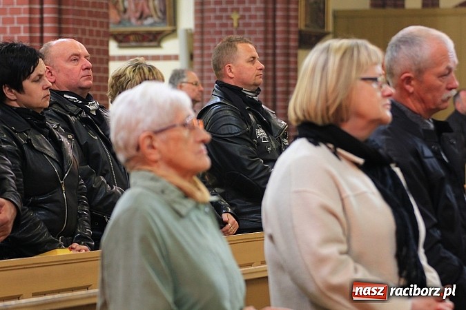 Zdjęcie w galerii na portalu naszraciborz.pl: Św. Mikołaj na otwarciu sezonu motocyklowego wiadomości z regionu