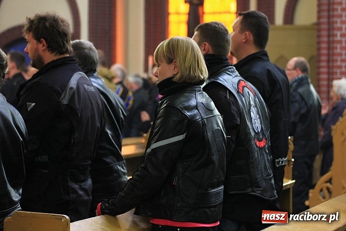 Zdjęcie w galerii na portalu naszraciborz.pl: Św. Mikołaj na otwarciu sezonu motocyklowego wiadomości z regionu