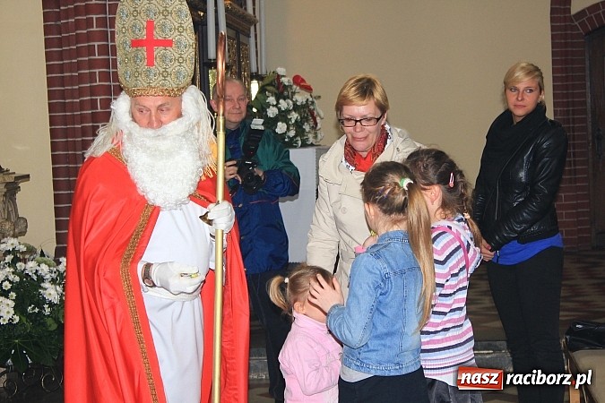 Zdjęcie w galerii na portalu naszraciborz.pl: Św. Mikołaj na otwarciu sezonu motocyklowego wiadomości z regionu
