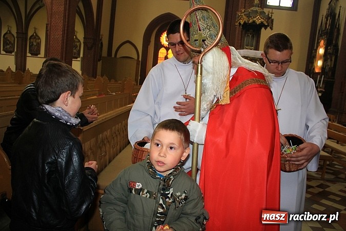 Zdjęcie w galerii na portalu naszraciborz.pl: Św. Mikołaj na otwarciu sezonu motocyklowego wiadomości z regionu