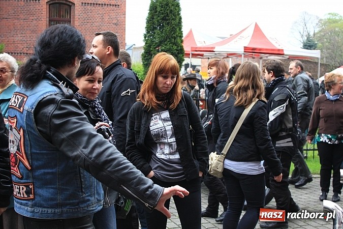 Zdjęcie w galerii na portalu naszraciborz.pl: Św. Mikołaj na otwarciu sezonu motocyklowego wiadomości z regionu