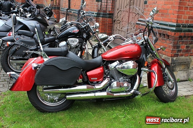Zdjęcie w galerii na portalu naszraciborz.pl: Św. Mikołaj na otwarciu sezonu motocyklowego wiadomości z regionu