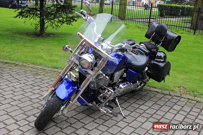 Zdjęcie w galerii na portalu naszraciborz.pl: Św. Mikołaj na otwarciu sezonu motocyklowego wiadomości z regionu