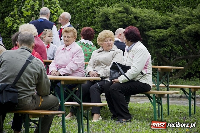 Zdjęcie w galerii na portalu naszraciborz.pl: RCK rozpoczął raciborską majówkę wiadomości z regionu
