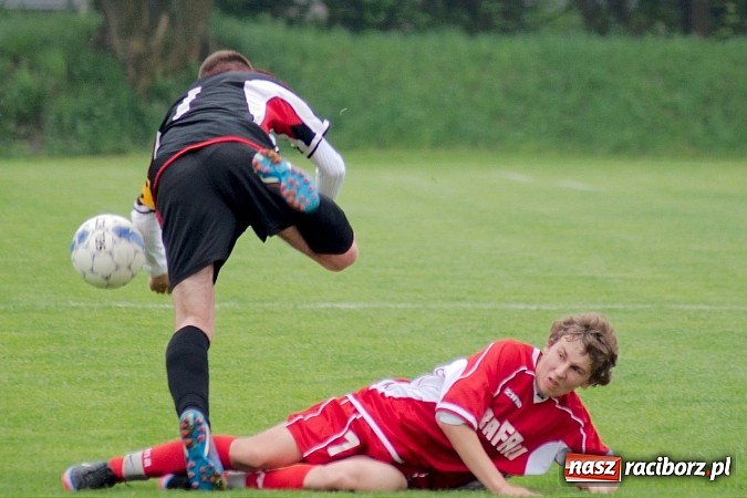 Zdjęcie w galerii na portalu naszraciborz.pl: Juniorzy Rafako rycerzami wiosny. Hat-trick Michała Konieczko wiadomości z regionu