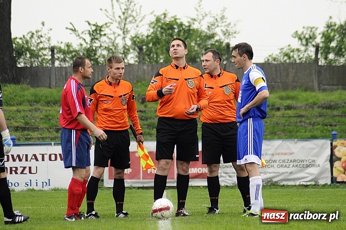 Zdjęcie w galerii na portalu naszraciborz.pl: Unici zniszczyli Fortecę wiadomości z regionu