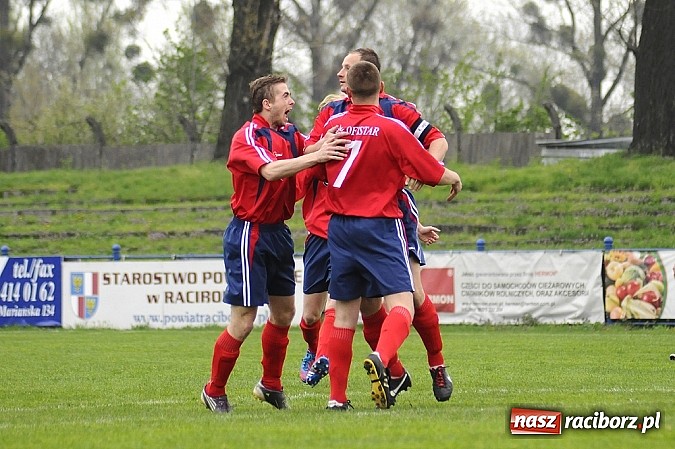Zdjęcie w galerii na portalu naszraciborz.pl: Unici zniszczyli Fortecę wiadomości z regionu