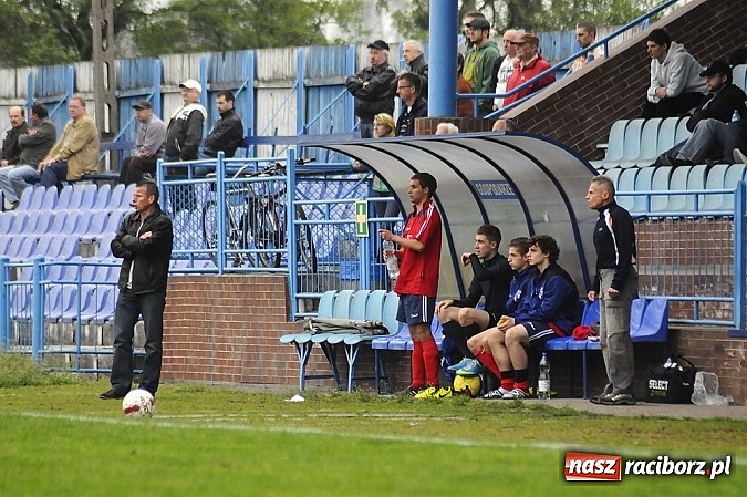 Zdjęcie w galerii na portalu naszraciborz.pl: Unici zniszczyli Fortecę wiadomości z regionu