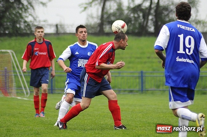 Zdjęcie w galerii na portalu naszraciborz.pl: Unici zniszczyli Fortecę wiadomości z regionu