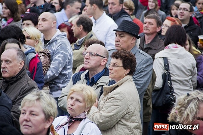 Zdjęcie w galerii na portalu naszraciborz.pl: Pierwszy dzień majówki w Nędzy wiadomości z regionu