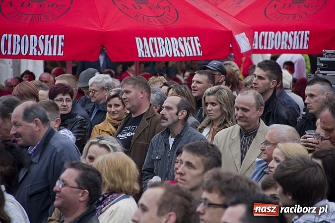 Zdjęcie w galerii na portalu naszraciborz.pl: Pierwszy dzień majówki w Nędzy wiadomości z regionu
