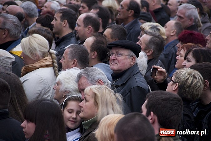 Zdjęcie w galerii na portalu naszraciborz.pl: Pierwszy dzień majówki w Nędzy wiadomości z regionu