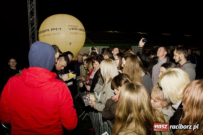 Zdjęcie w galerii na portalu naszraciborz.pl: Pierwszy dzień majówki w Nędzy wiadomości z regionu