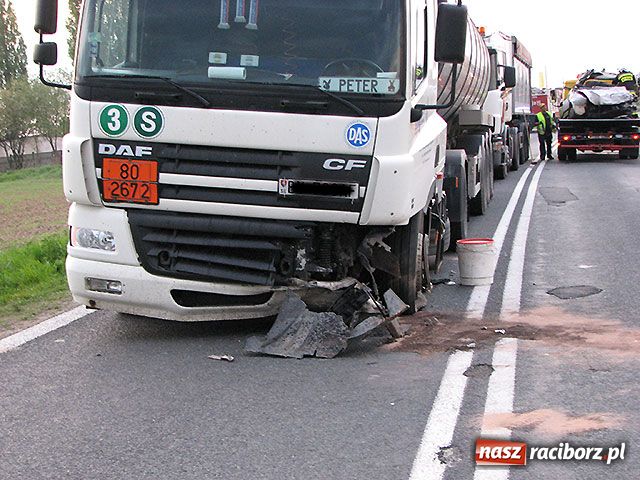 Zdjęcie w galerii na portalu naszraciborz.pl: Tragedia na drodze w Rudniku wiadomości z regionu