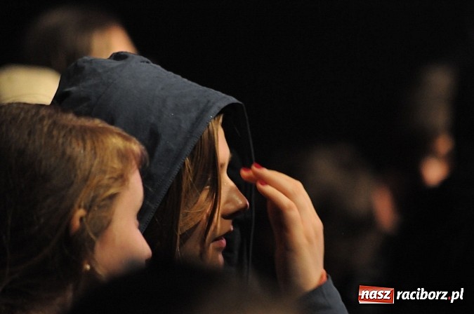 Zdjęcie w galerii na portalu naszraciborz.pl: Big Cyc na majówce w Nędzy, czyli Ruski keczap w strugach deszczu wiadomości z regionu