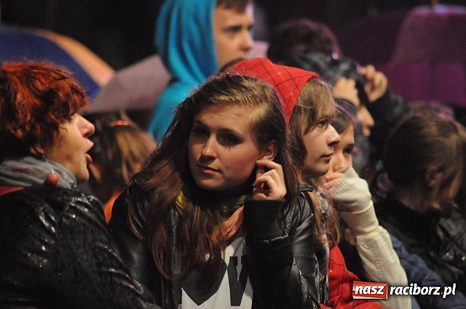 Zdjęcie w galerii na portalu naszraciborz.pl: Big Cyc na majówce w Nędzy, czyli Ruski keczap w strugach deszczu wiadomości z regionu