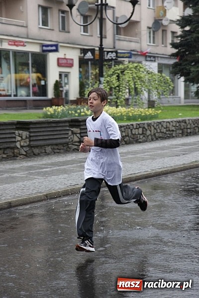 Zdjęcie w galerii na portalu naszraciborz.pl: Deszczowy i rekordowy Bieg bez granic wiadomości z regionu