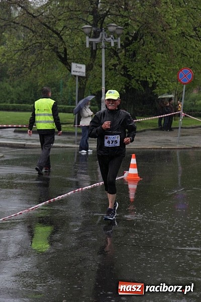 Zdjęcie w galerii na portalu naszraciborz.pl: Deszczowy i rekordowy Bieg bez granic wiadomości z regionu