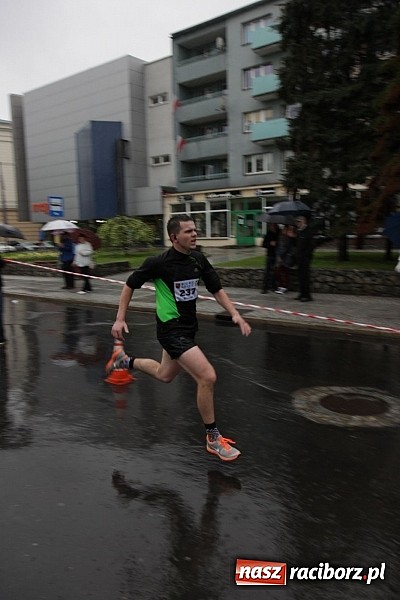 Zdjęcie w galerii na portalu naszraciborz.pl: Deszczowy i rekordowy Bieg bez granic wiadomości z regionu