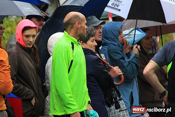Zdjęcie w galerii na portalu naszraciborz.pl: Deszczowy i rekordowy Bieg bez granic wiadomości z regionu