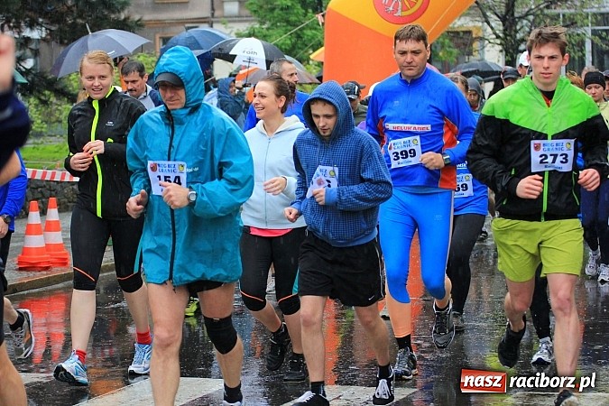 Zdjęcie w galerii na portalu naszraciborz.pl: Deszczowy i rekordowy Bieg bez granic wiadomości z regionu