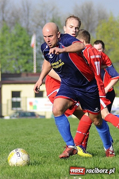 Zdjęcie w galerii na portalu naszraciborz.pl: Gol Stawiarza na miarę zwycięstwa wiadomości z regionu