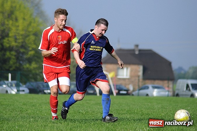 Zdjęcie w galerii na portalu naszraciborz.pl: Gol Stawiarza na miarę zwycięstwa wiadomości z regionu