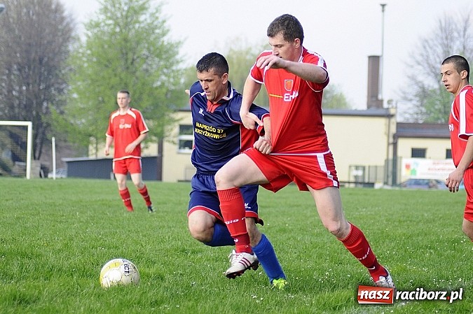 Zdjęcie w galerii na portalu naszraciborz.pl: Gol Stawiarza na miarę zwycięstwa wiadomości z regionu
