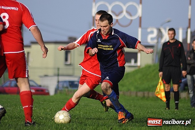 Zdjęcie w galerii na portalu naszraciborz.pl: Gol Stawiarza na miarę zwycięstwa wiadomości z regionu