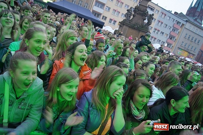 Zdjęcie w galerii na portalu naszraciborz.pl: Majówka w Raciborzu z Gwiazdami! wiadomości z regionu