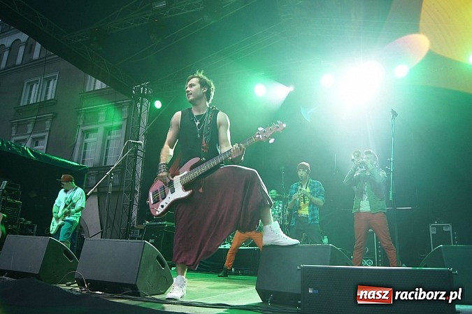 Zdjęcie w galerii na portalu naszraciborz.pl: Majówka w Raciborzu z Gwiazdami! wiadomości z regionu