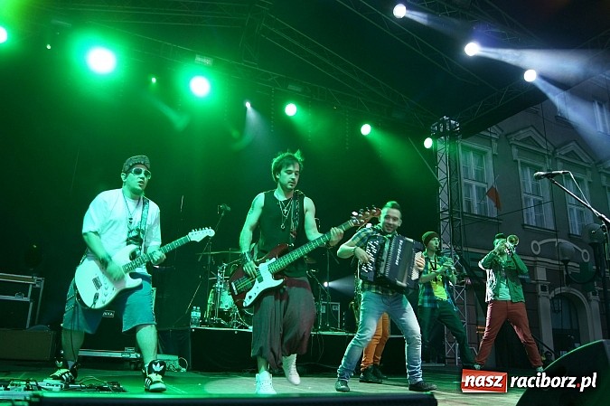 Zdjęcie w galerii na portalu naszraciborz.pl: Majówka w Raciborzu z Gwiazdami! wiadomości z regionu