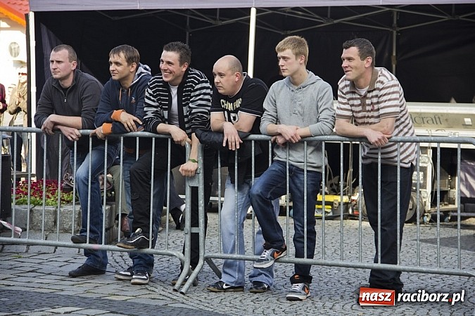 Zdjęcie w galerii na portalu naszraciborz.pl: Majówka w Raciborzu z Gwiazdami! wiadomości z regionu